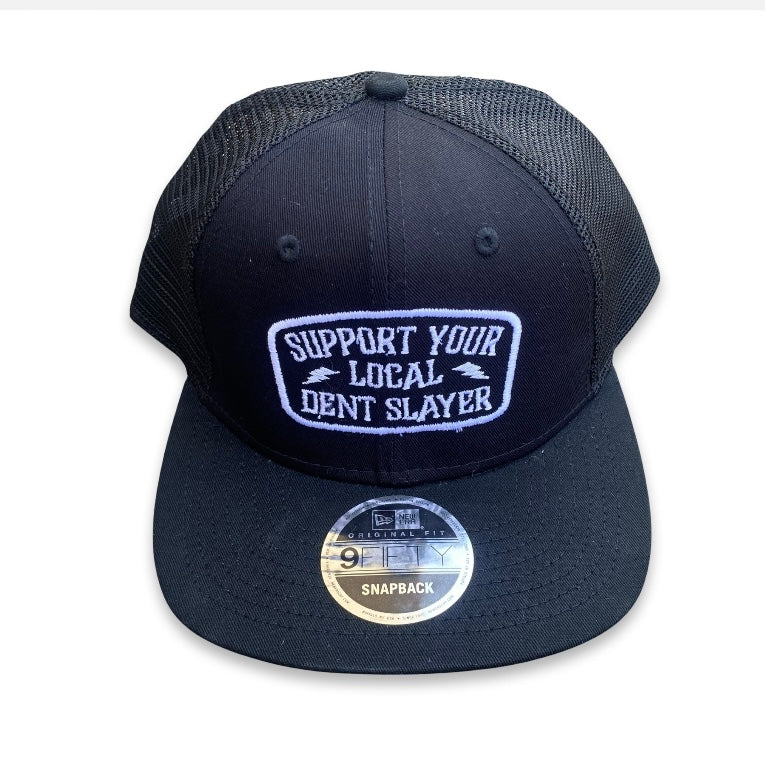 Fender Silver Thread Logo Snapback Trucker Hat